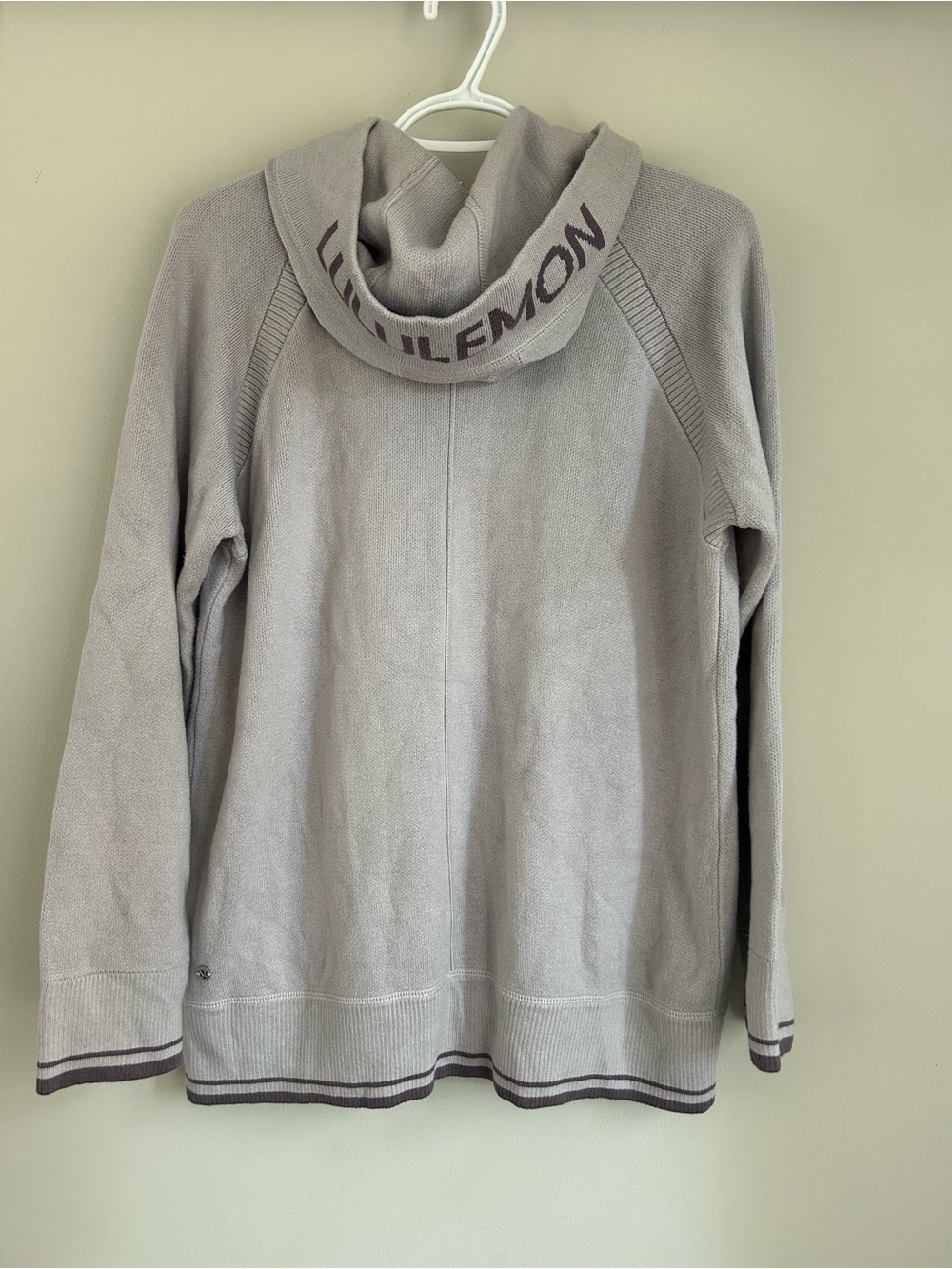Lulu Soothe Away Hoodie Cashmere Blend Knit Oversized Sweater Size 8
